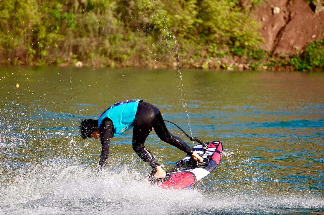 Advanced Training for Powered Surfboards: Slalom Surfing to Enhance Board Control Precision